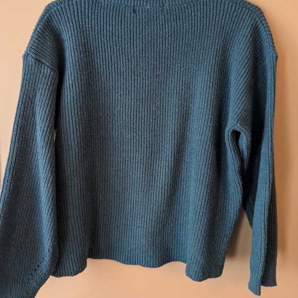 Slouchy cropped sweater - Picture 4 of 4